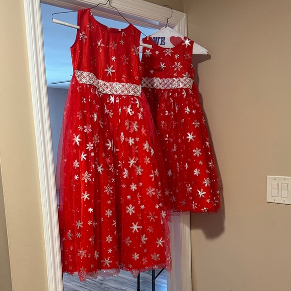 Festive Red Snowflake Dresses